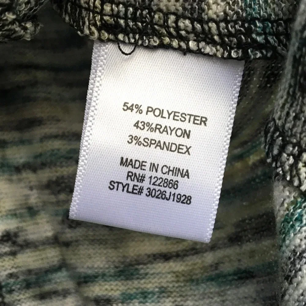 NWT Status By Chennault Grey Pullover XS